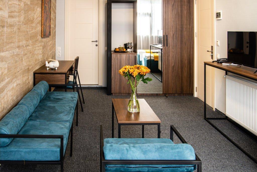 טביליסי Bg Palace Hotel מראה חיצוני תמונה